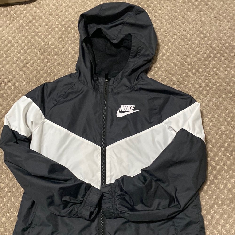 Boy’s Nike windbreaker jacket